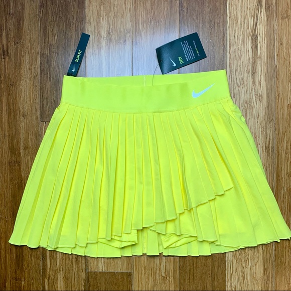Nike Dresses & Skirts - NWT Nike Court Elevated Victory Skirt *szS